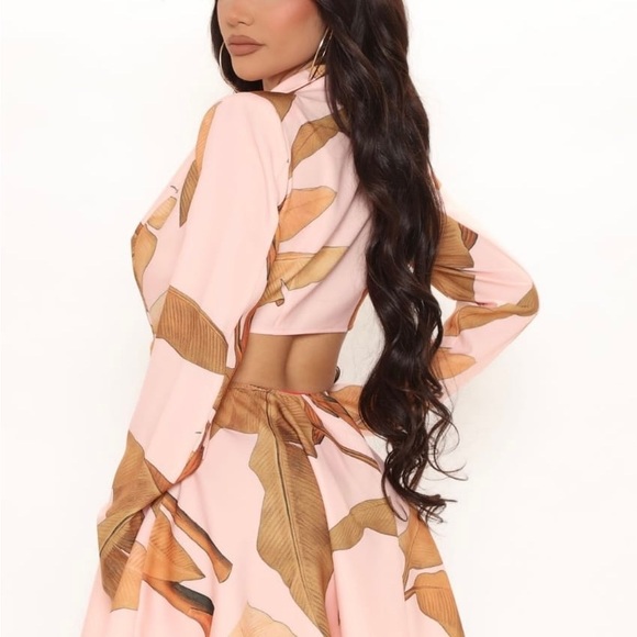 Women dress - Picture 3 of 3